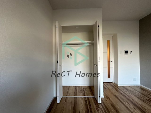 姫路市岡田の賃貸マンションの収納