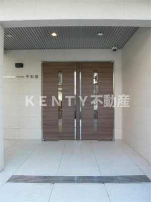 【エントランス】 | メイクスデザイン平和島 | 建物の内部です