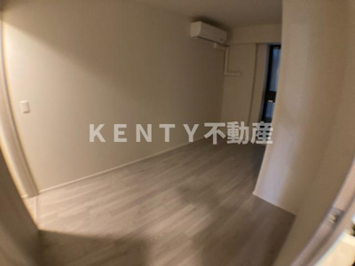 【居間・リビング】 | ザ・ケンジントン・レジデンス上池台 | ゆったり過ごせる居間です