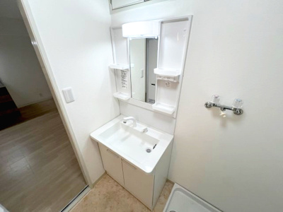 【洗面所】 | ロイヤルメゾン岡本Ⅲ