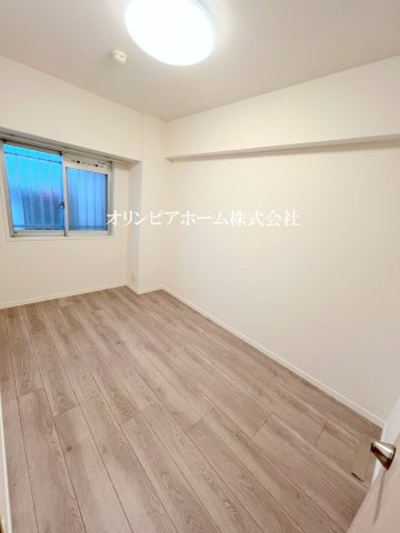 東大島ファミールハイツ1号館　13階　リ　ノベーション済の洋室
