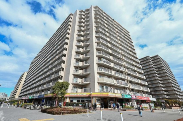 東大島ファミールハイツ1号館　13階　リ　ノベーション済の外観