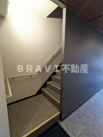 TRICERA Court BRAVI不動産のその他共用部分|【TRICERA Court】階段