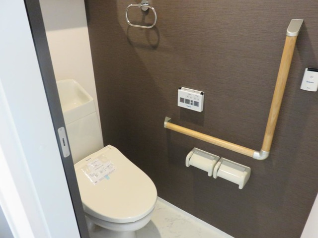 グレイシャス鎌倉のトイレ|シャワー付トイレ