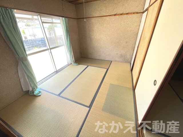 【寝室】 | 落ち着いた色調の寝室です