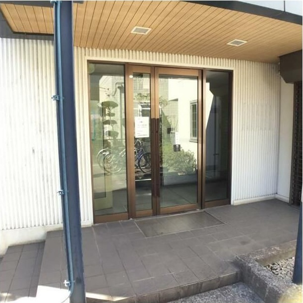 アップルハウスのエントランス