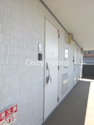 【玄関】 | リブリ・江坂