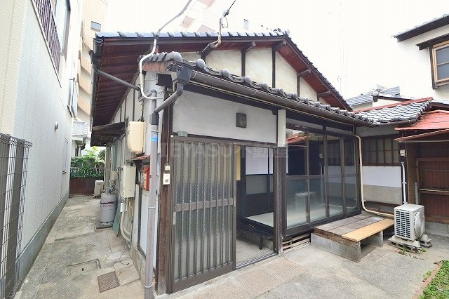 広島市西区西観音町の一戸建て