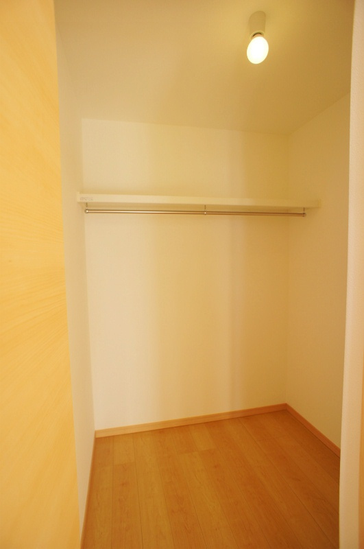 エスポワール国分の収納|ちょっとした収納スペースも充実しています
