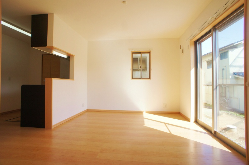 エスポワール国分の居間・リビング|ゆったりとしたリビングです