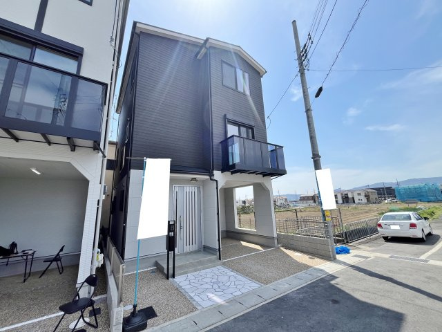 全２４区画大型分譲につき綺麗な街並み■ゆったり３ＬＤＫ■車庫駐車１台可能■伏見区久我御旅町３１期の外観|外観