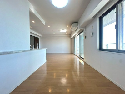 【居間・リビング】 | ローレルコート豊中