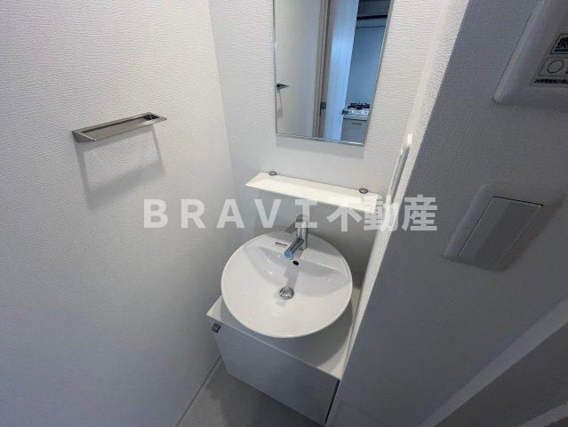 クレストタップ京橋の独立洗面台|【クレストタップ京橋】朝の身支度には欠かせない独立洗面化粧台