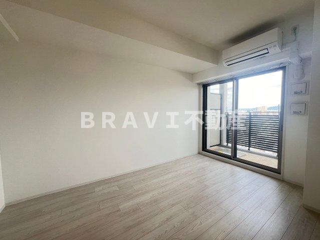 クレストタップ京橋の居間・リビング|【クレストタップ京橋】落ち着いて過ごせるお部屋なので、寝室にいかがでしょうか