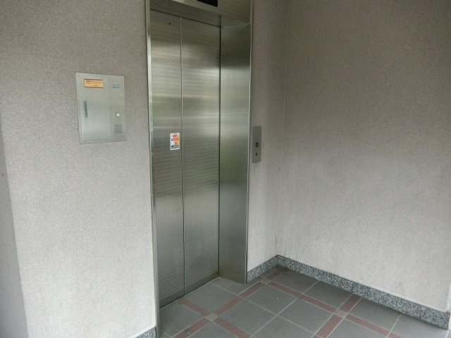 シャンテメゾンのエントランス