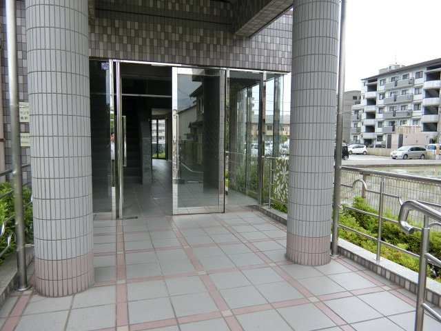 シャンテメゾンの周辺