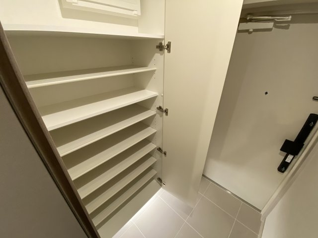 パークシュロス芦屋の収納