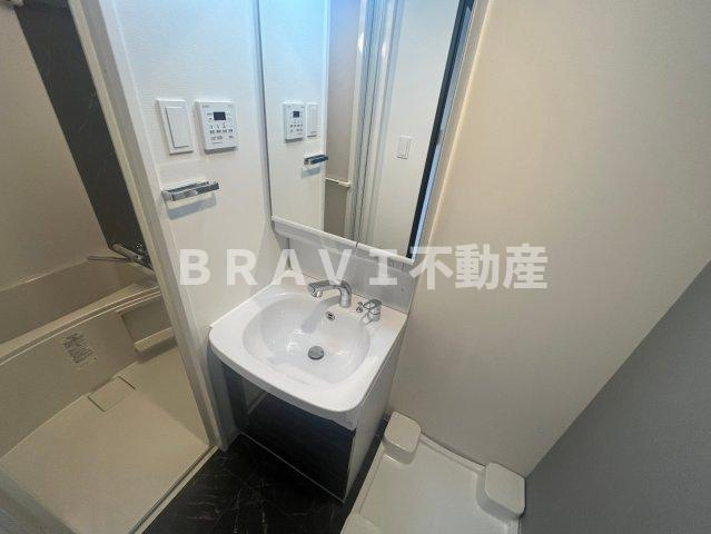 S-RESIDENCE城東SEVERの独立洗面台