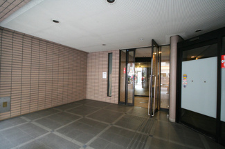 【エントランス】