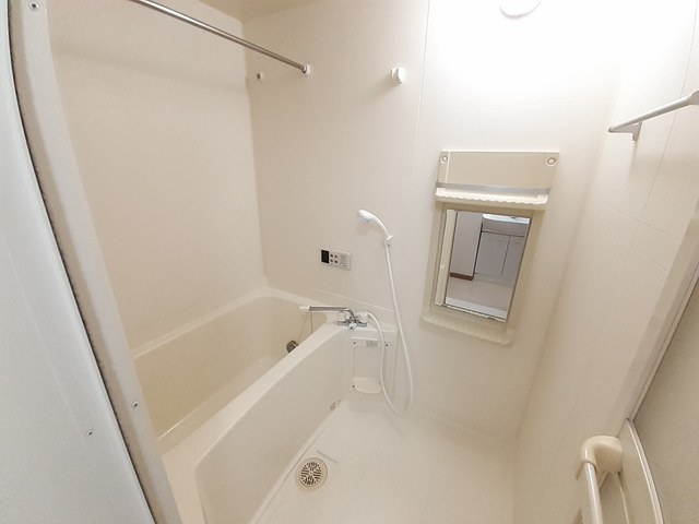 ジェントリー下条Ａ棟の浴室|バス