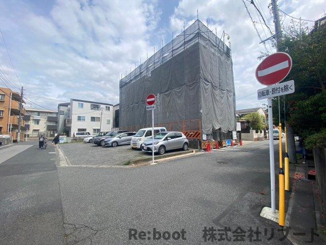 ラシクラス南行徳の駐車場