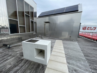 【外観】 | 三日市町部屋付貸店舗事務所 | 2階の中央辺りに水道がございます。