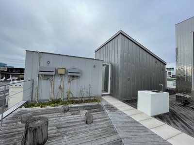 【外観】 | 三日市町部屋付貸店舗事務所 | 2階の北から5軒目の外観です。