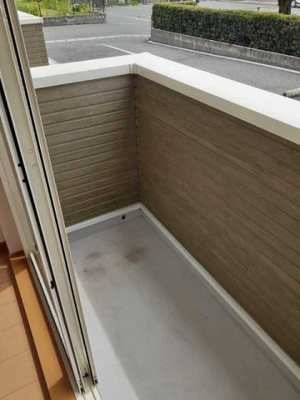 【バルコニー】 | クォーク１８Ｂ | 開放的で明るい空間を演出してくれるバルコニーです