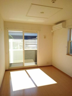 【居間・リビング】 | クォーク１８Ｂ | きれいな内装です