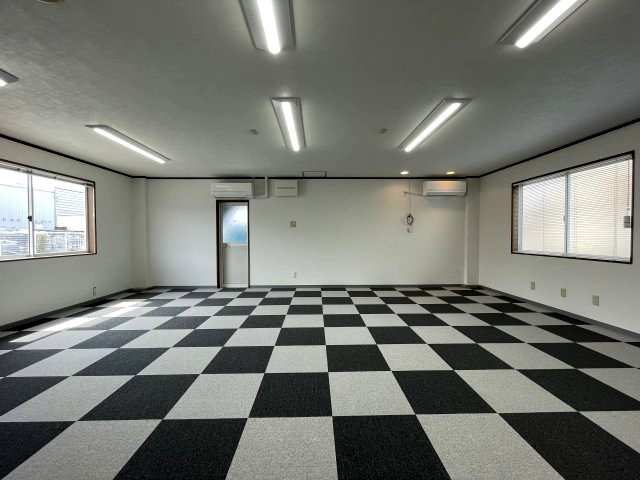 横山ビルの内装