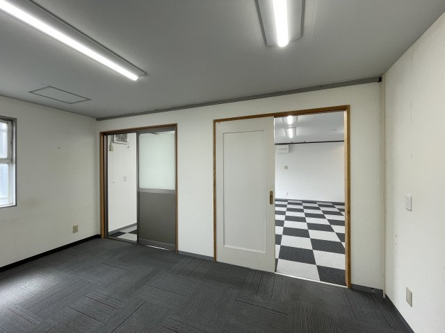 横山ビルの内装