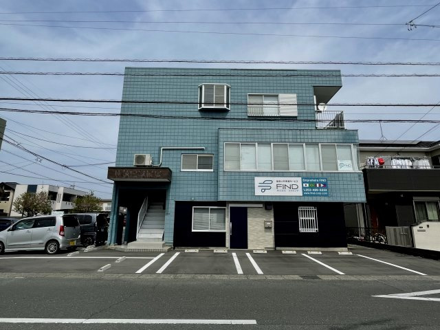 横山ビルの駐車場
