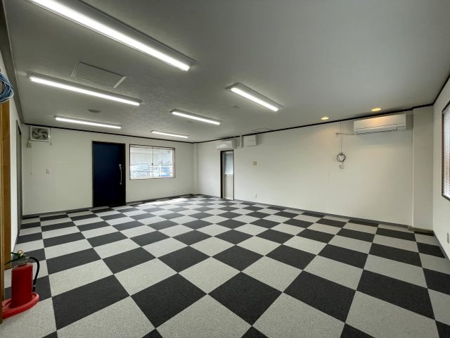 横山ビルの内装