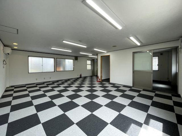 横山ビルの内装