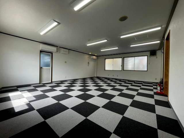横山ビルの内装