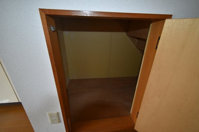 【収納】 | コーポ北野 | 階段下収納