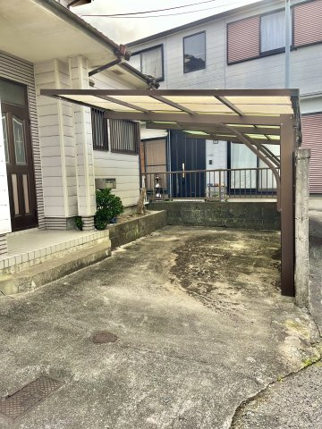 泉南市新家戸建の駐車場