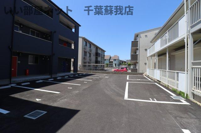 ソルグランデの駐車場|駐車場に車を止められます