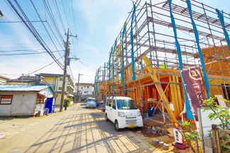 【前面道路含む現地写真】