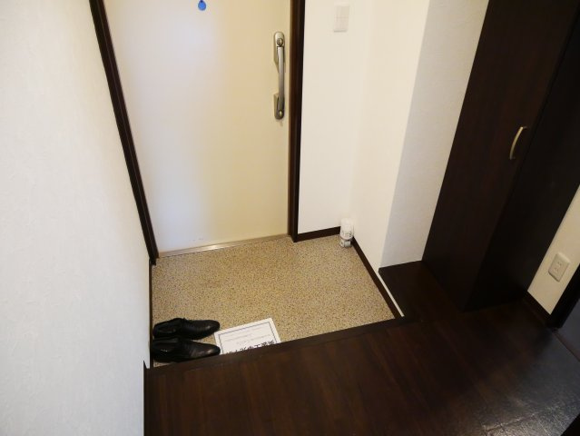【玄関】 | グランパシフィック生野東