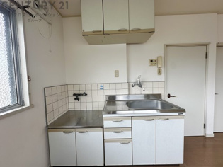 リノ逆瀬川のキッチン