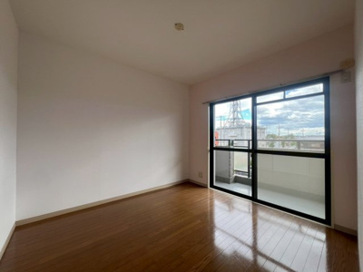 【洋室】 | マウンティン・ツー