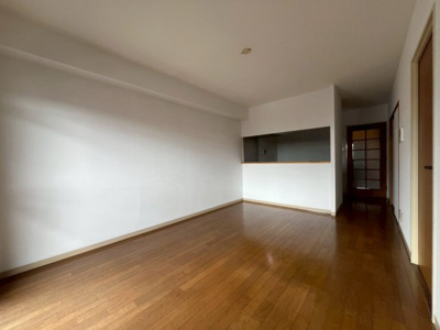 【居間・リビング】 | マウンティン・ツー