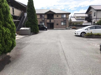 【駐車場】 | ロイヤルヴィレッジＢ棟