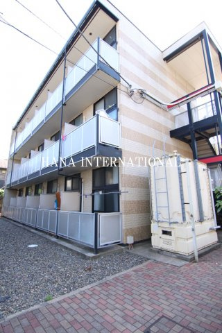 レオパレスエクセル道場北の外観