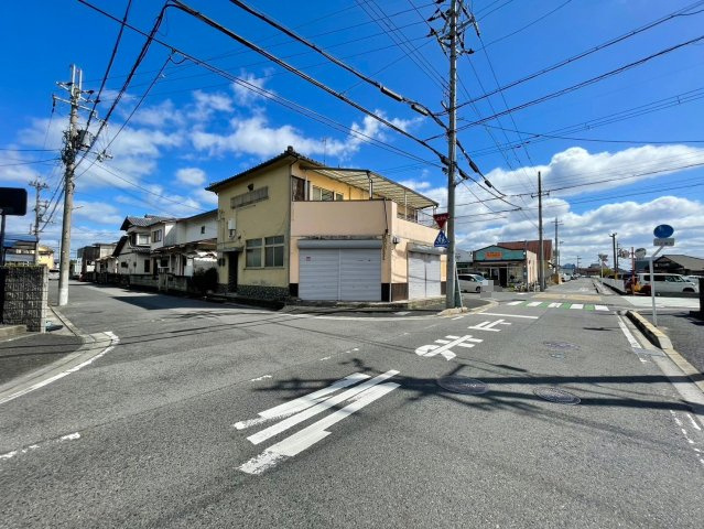守山市水保町　建築条件無し売土地の前面道路含む現地写真