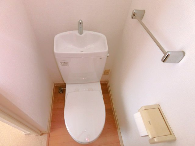 コーポジュンのトイレ