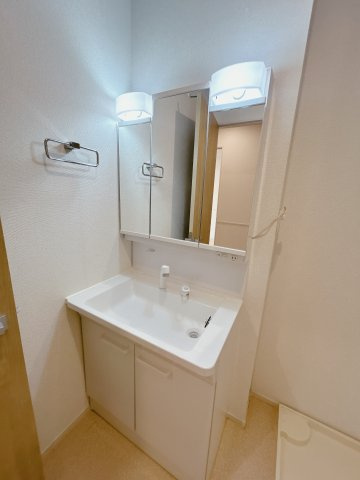 ファミールやまとの独立洗面台