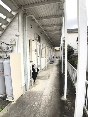 【エントランス】 | メゾン川口 | 清潔なエントランスです