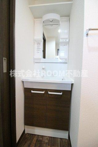 ルミナス下川東の独立洗面台|独立洗面台で身支度をすべて済ませてしまいましょう